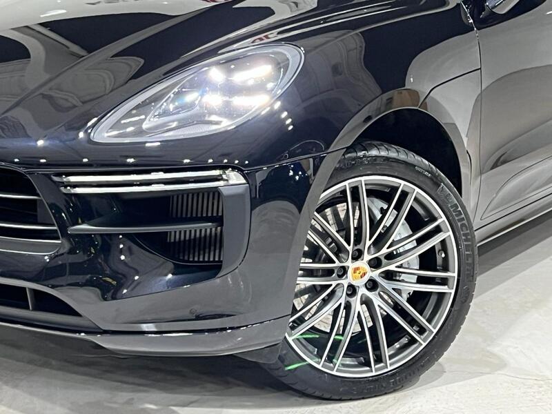 View PORSCHE MACAN 2.9 T V6 TURBO - OVER 16K OPTIONS - 1 OWNER WITH FULL PORSCHE HISTORY - PAN ROOF - ADAPTIVE CRUISE