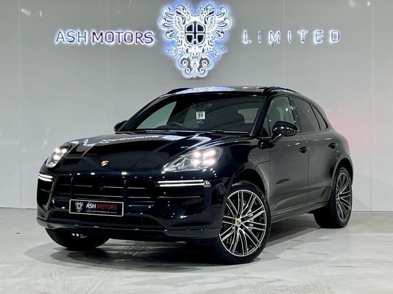 PORSCHE MACAN 2.9 T V6 TURBO - OVER 16K OPTIONS - 1 OWNER WITH FULL PORSCHE HISTORY - PAN ROOF - ADAPTIVE CRUISE