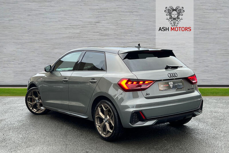 View AUDI A1 1.5 TFSI 35 S line Style Edition 