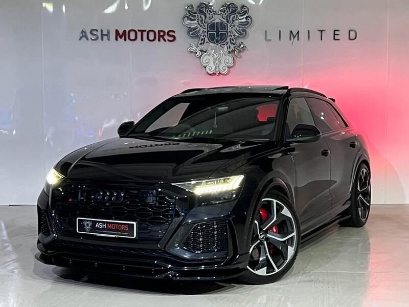 AUDI RSQ8