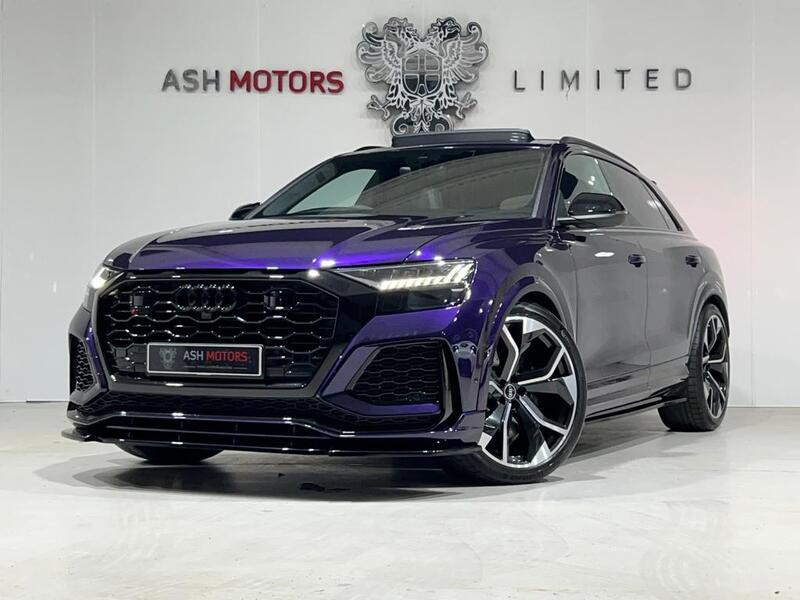 AUDI RSQ8