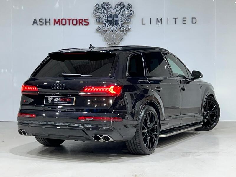 AUDI SQ7