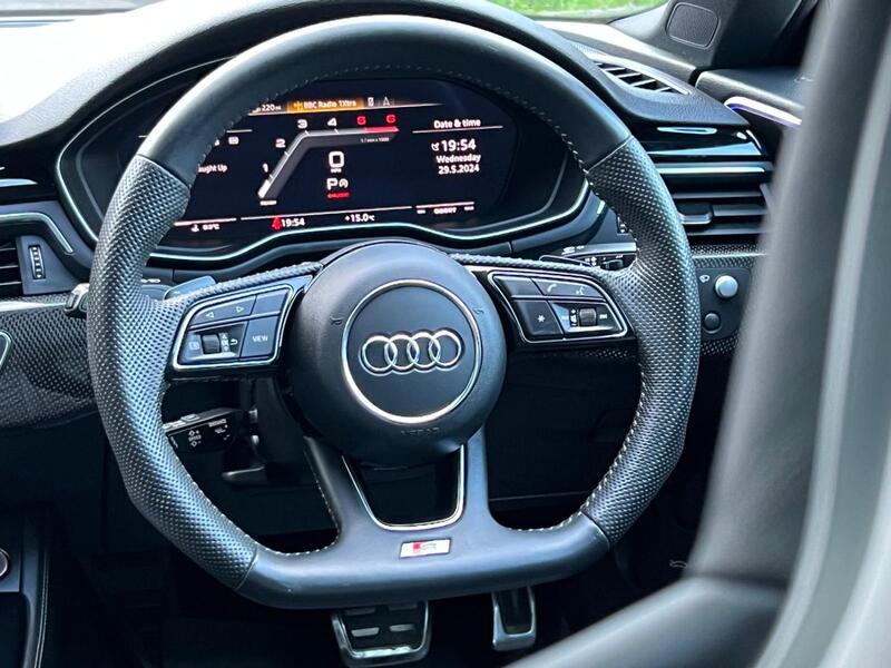 AUDI S5
