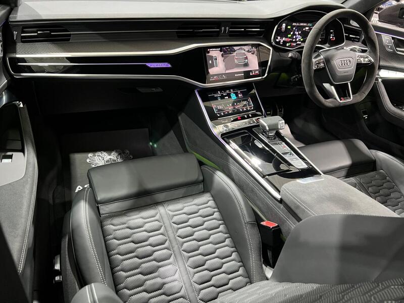AUDI RS6