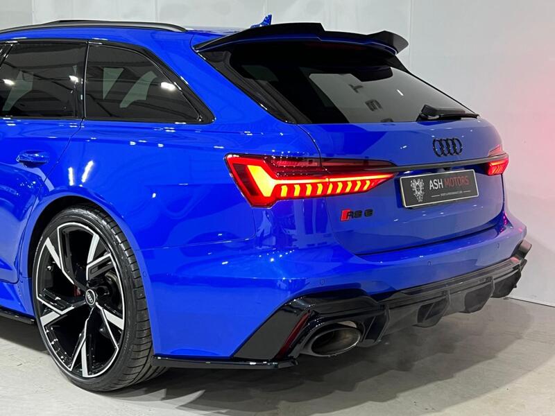 AUDI RS6