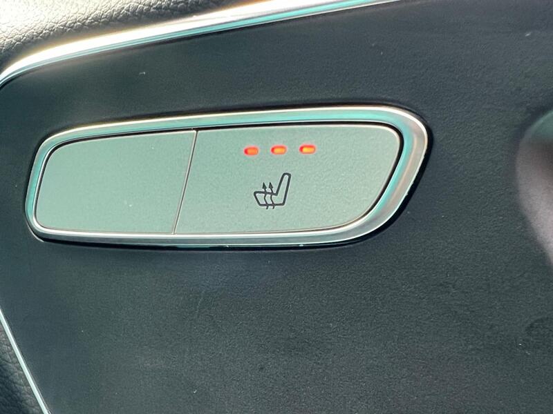 MERCEDES-BENZ V CLASS