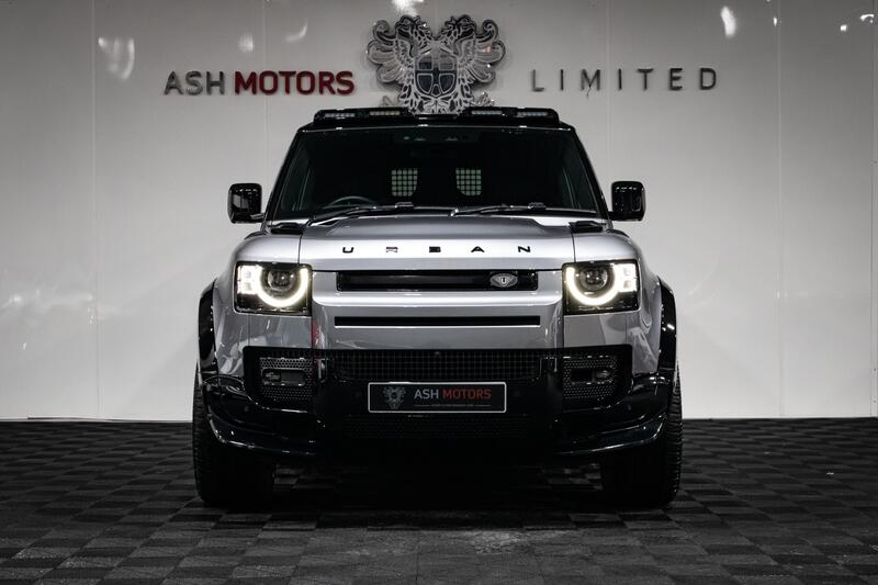 LAND ROVER DEFENDER
