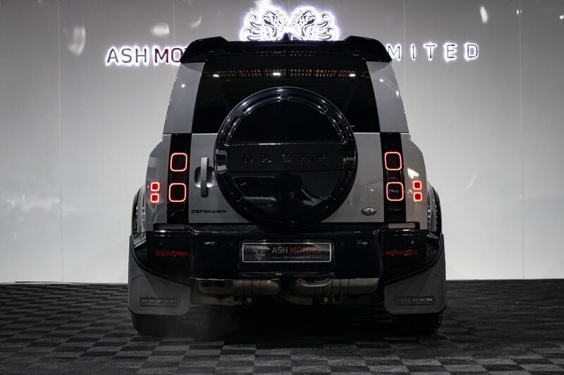 LAND ROVER DEFENDER