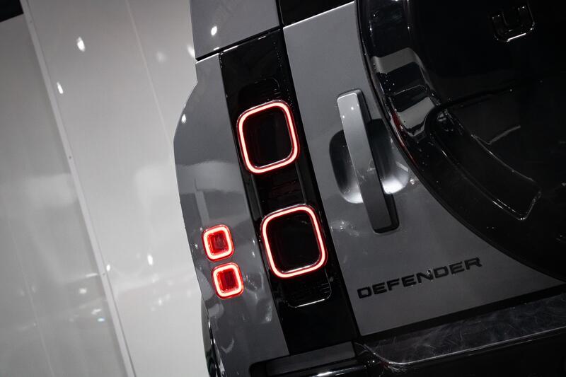 LAND ROVER DEFENDER