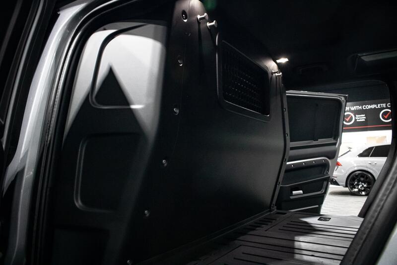 LAND ROVER DEFENDER
