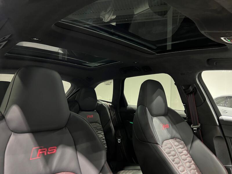 AUDI RS6
