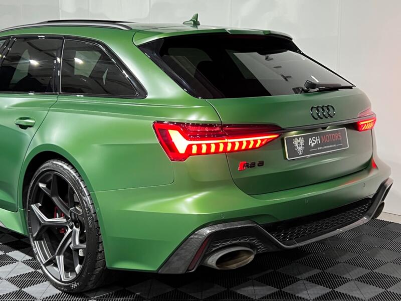 AUDI RS6