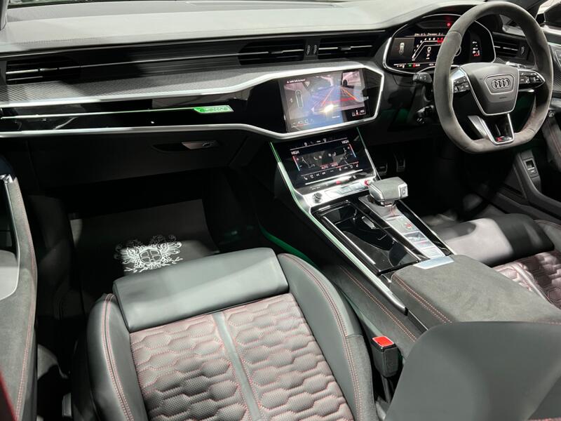 AUDI RS6