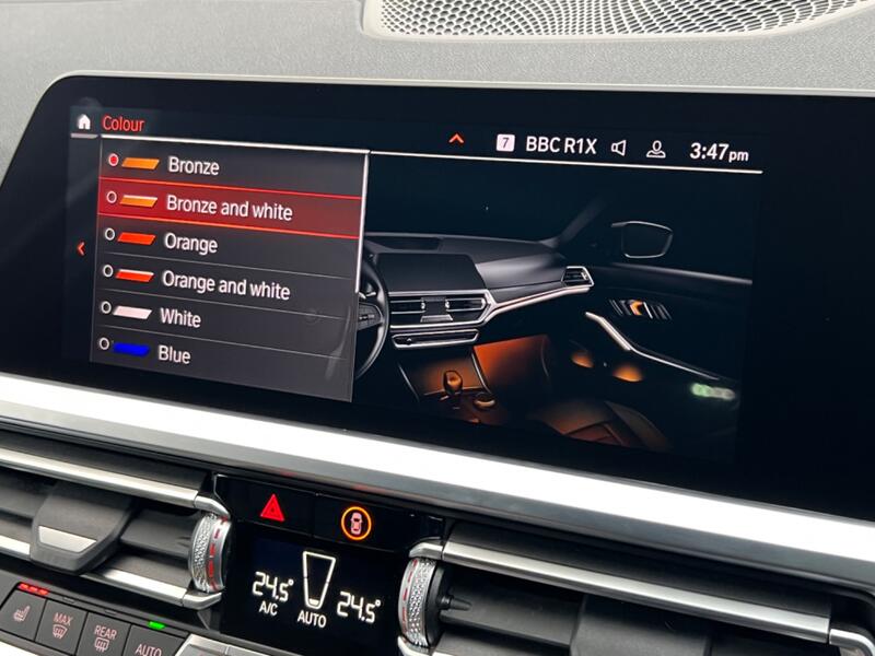 BMW 3 SERIES