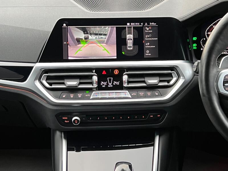 BMW 3 SERIES