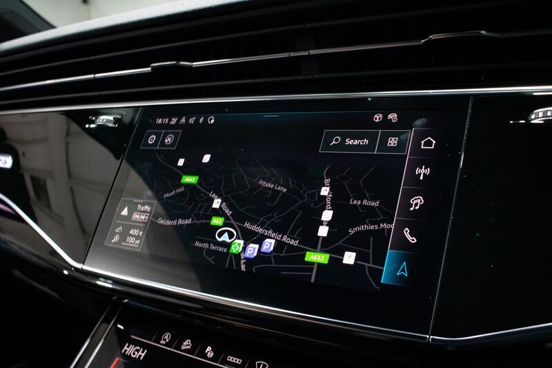AUDI SQ7