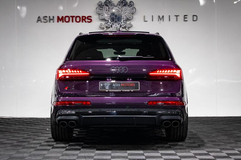 AUDI SQ7