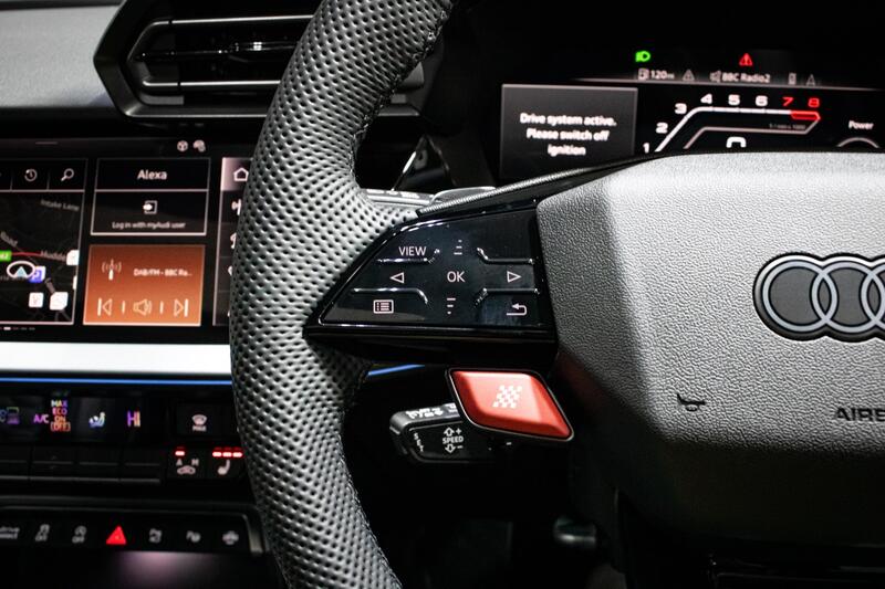 AUDI RS3