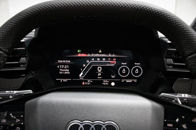AUDI RS3