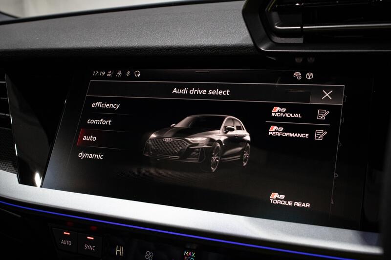 AUDI RS3