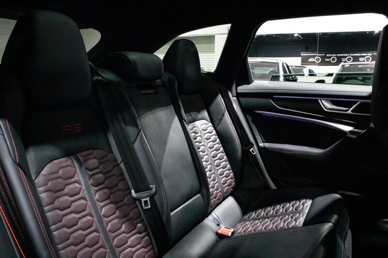AUDI RS6