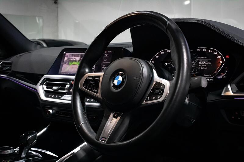 BMW 3 SERIES