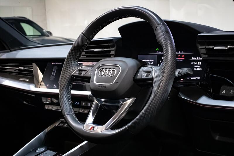 AUDI S3