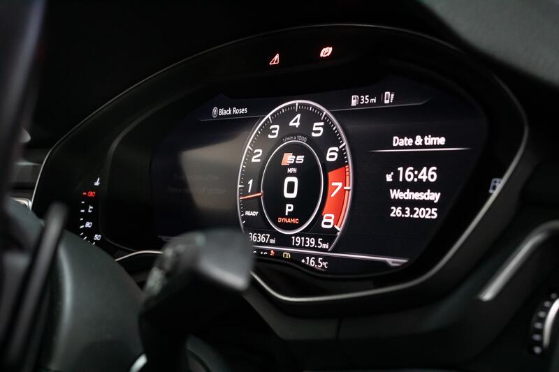 AUDI S5