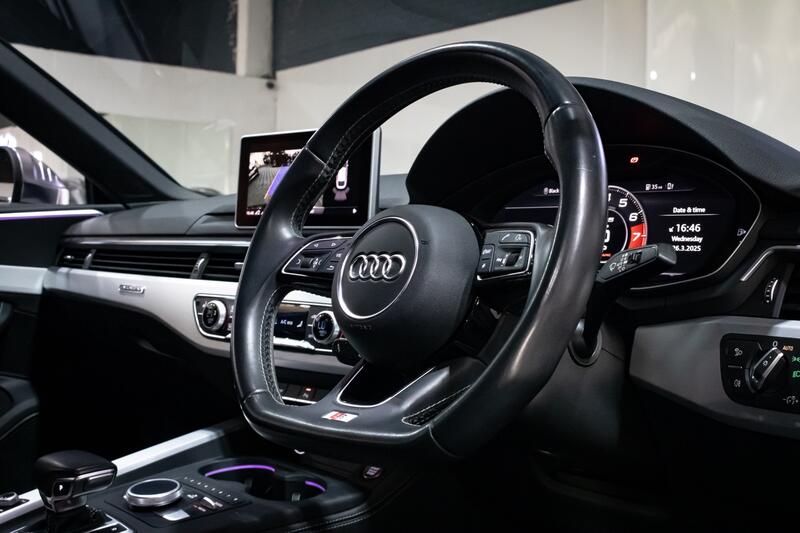 AUDI S5