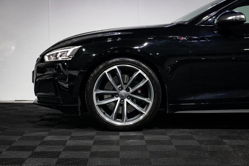 AUDI S5
