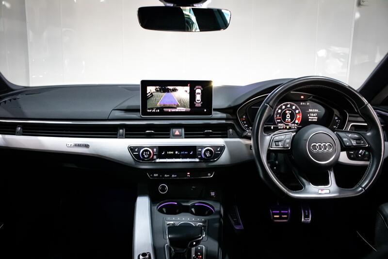 AUDI S5