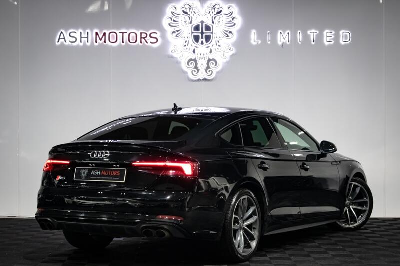 AUDI S5