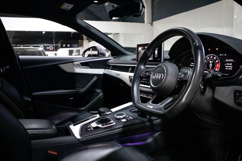 AUDI S5