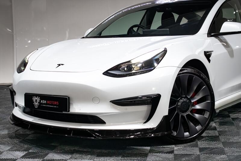 View TESLA MODEL 3 (Dual Motor) Performance