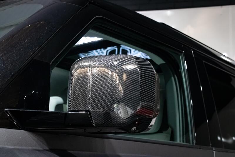 LAND ROVER DEFENDER 110
