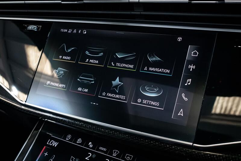 AUDI SQ8