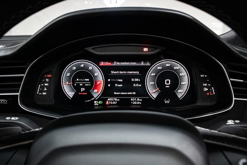 AUDI SQ8