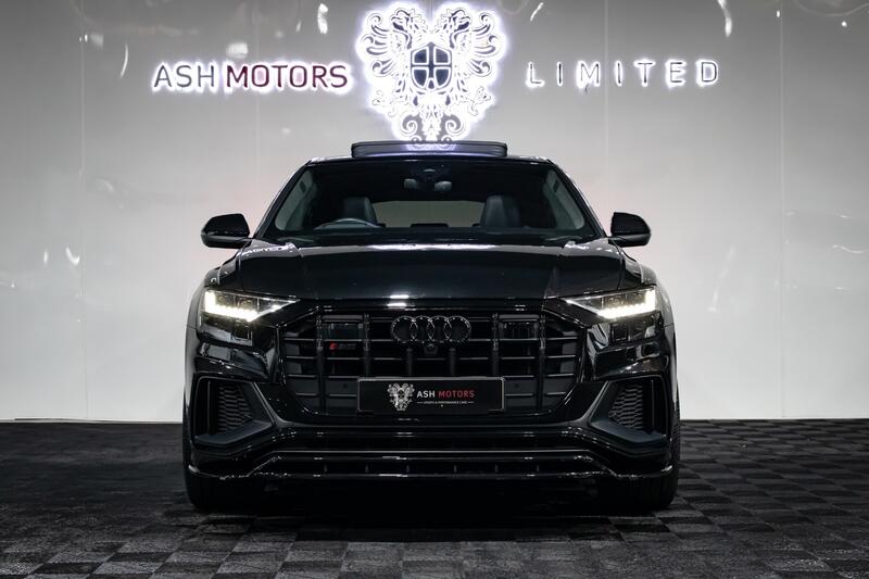 AUDI SQ8