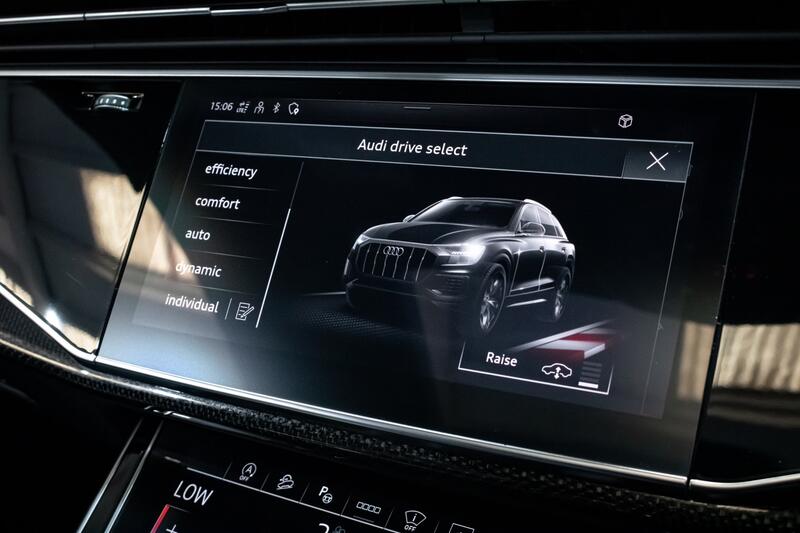 AUDI SQ8