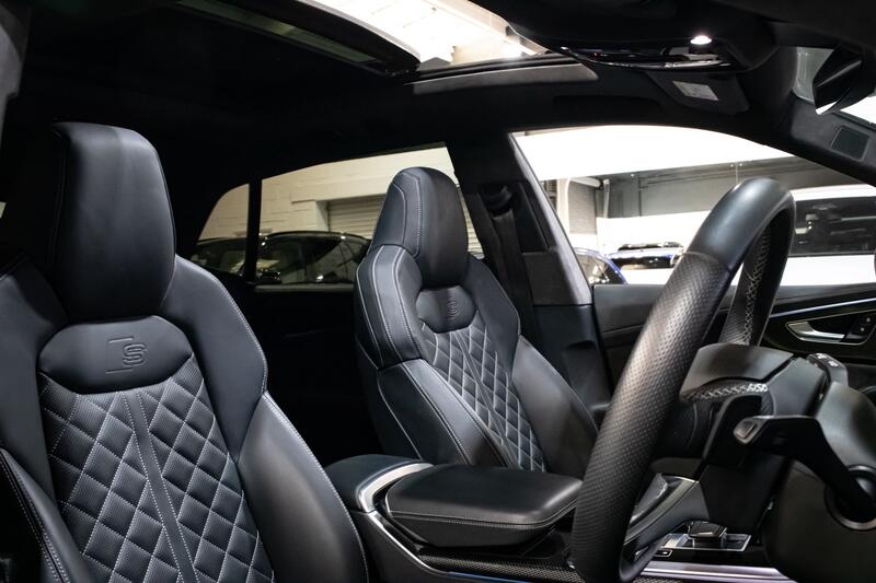 AUDI SQ8