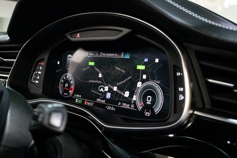 AUDI SQ8