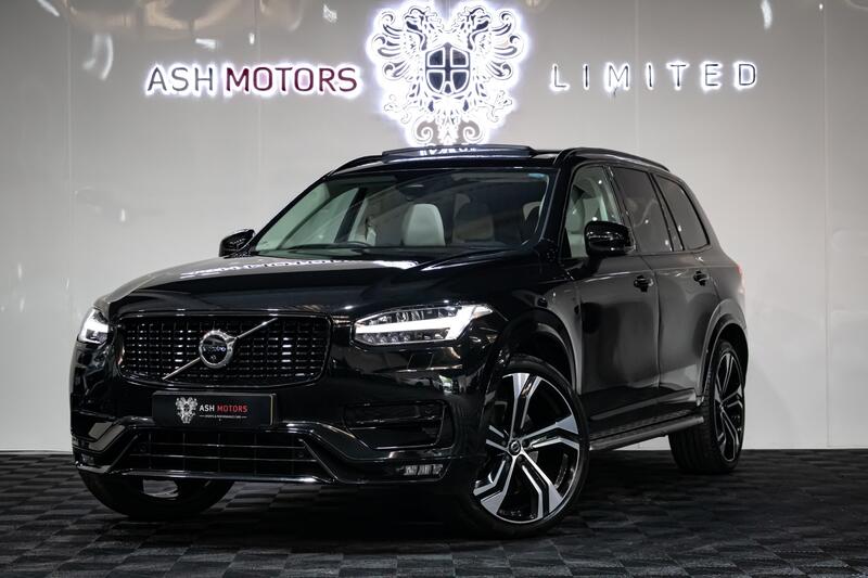 View VOLVO XC90 2.0 Ultimate Dark B5 AWD (250 hp) Auto 7 seat