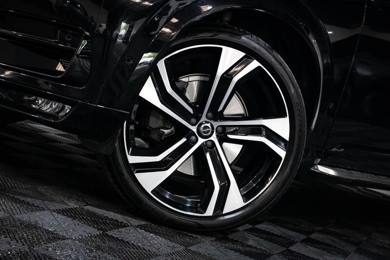 View VOLVO XC90 2.0 Ultimate Dark B5 AWD (250 hp) Auto 7 seat