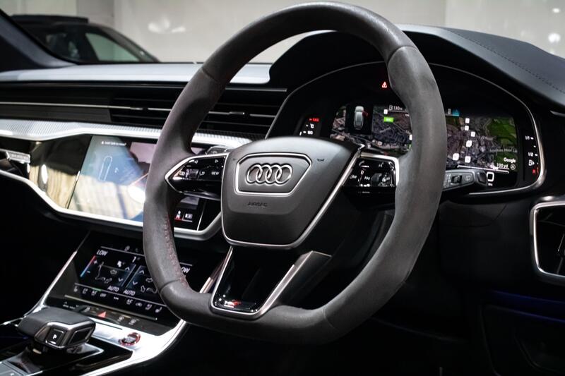 AUDI RS6