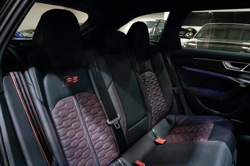AUDI RS6