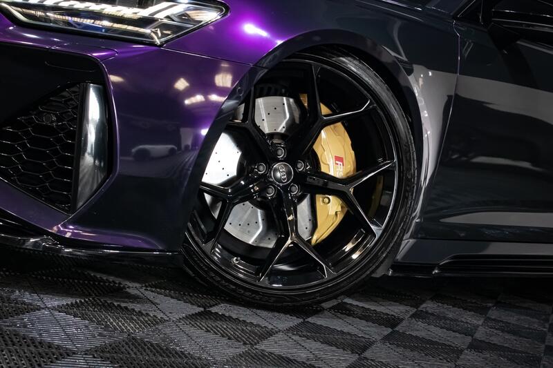 View AUDI RS6 4.0 TFSI V8