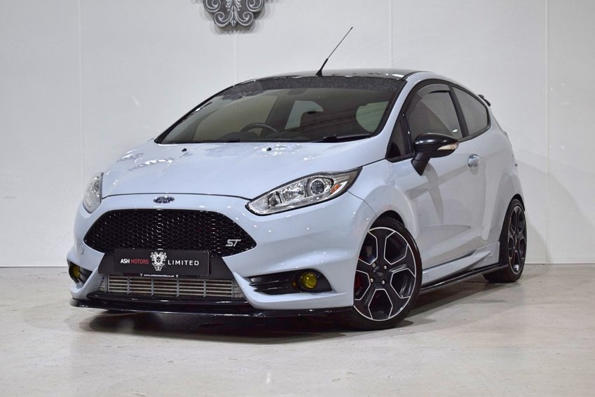 View FORD FIESTA T EcoBoost ST-200 - PERON STAGE 2 - SCORPION EXHAUST