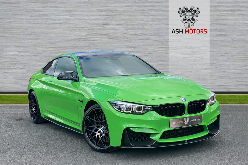 View BMW M4 COMPETITION BMW M PERFORMANCE CARBON KIT - BMW SPECIAL ORDER COLOUR