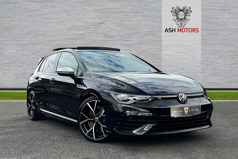 View VOLKSWAGEN GOLF R TSI 4MOTION DSG - PAN ROOF - LEATHER - 19in ALLOYS - REVERSE CAMERA - FVWSH - 1 OWNER
